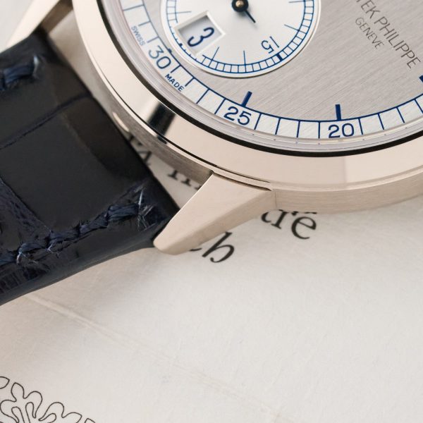 Patek Philippe Annual Calendar Regulator 5235G - Argentè Dial - Upolished - Original Warranty - immagine 3