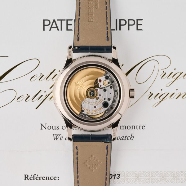 Patek Philippe Annual Calendar 5205G - 18K White Gold - Blue Dial - Full Set - Like New - Image 4