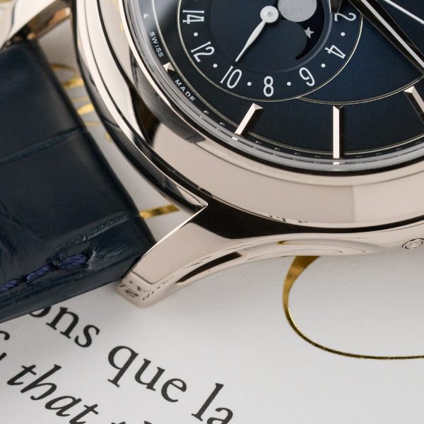 Patek Philippe Annual Calendar 5205G - 18K White Gold - Blue Dial - Full Set - Like New - Image 3